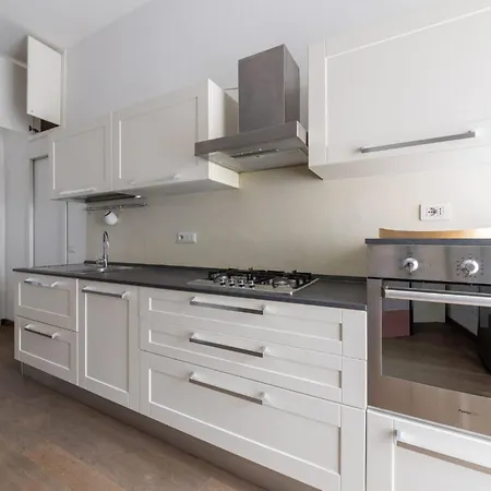 Arena 35 - Leia Hospitality Daire *